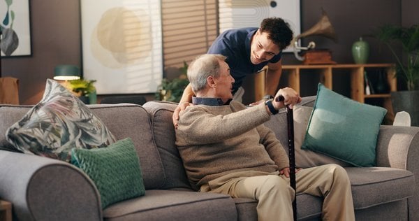 What to Pack When Moving to Assisted Living: Complete Checklist